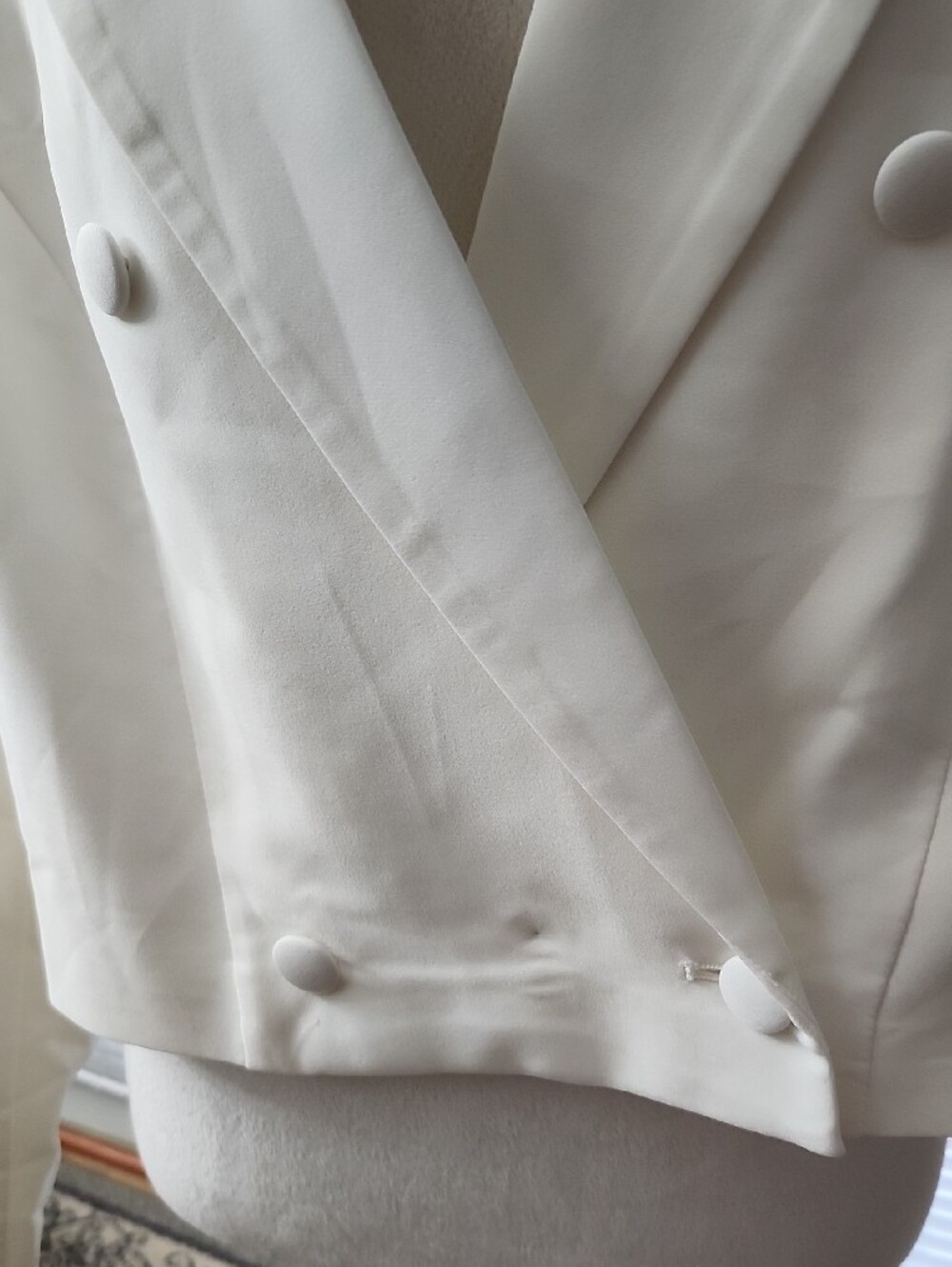 Fashion to Figure Cropped Double-Breasted Ivory Blazer - Picture 3 of 5